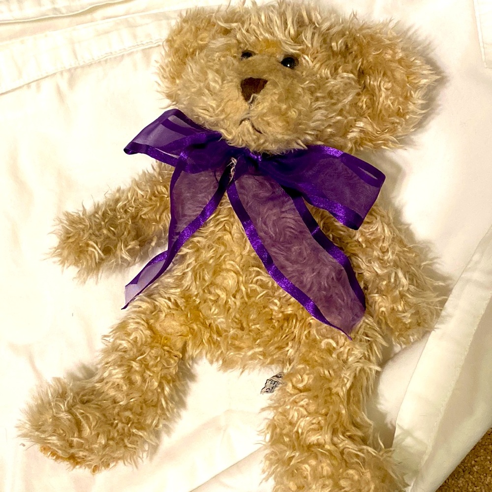 Vintage Russ Berrie & Co Ratcliffe fuzzy bear